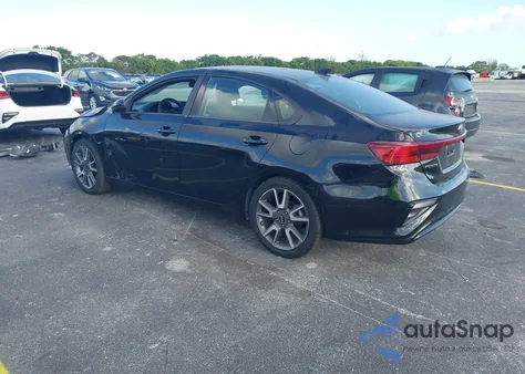 2020 Kia Forte Lxs z USA, uszkodzony, nr VIN 3KPF24AD1LE212690